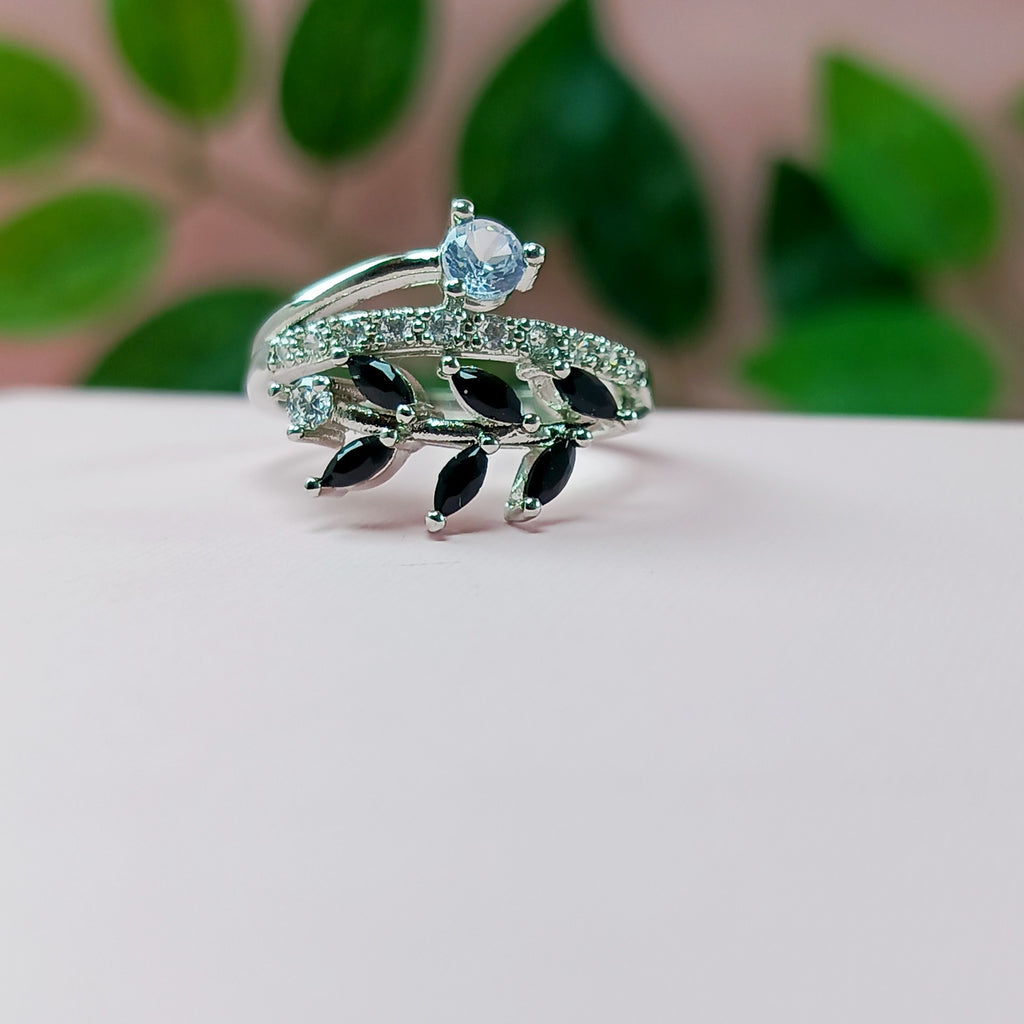 Elegant Silver Black & White Zircon Leaf Ring