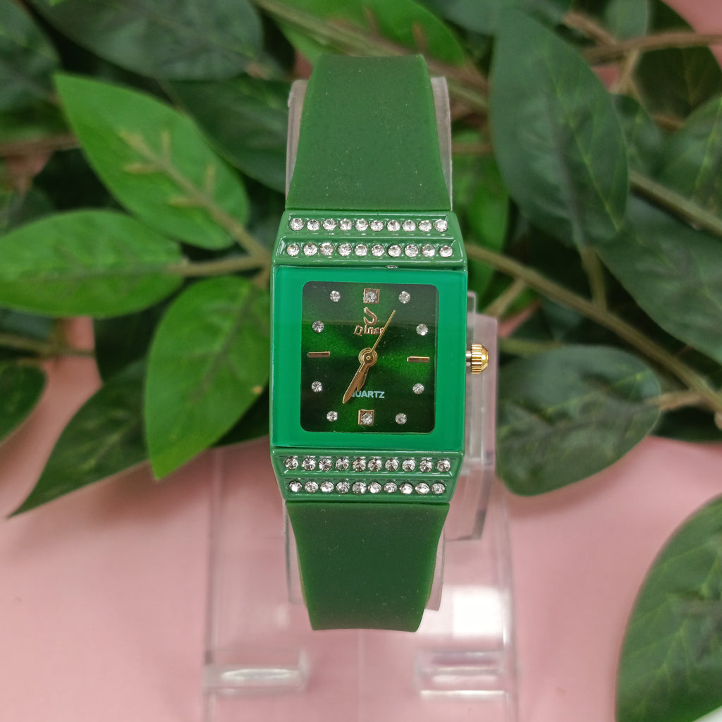 Green Crystal Square Dial Watch – Stylish Rubber Strap Quartz Watch for Girls