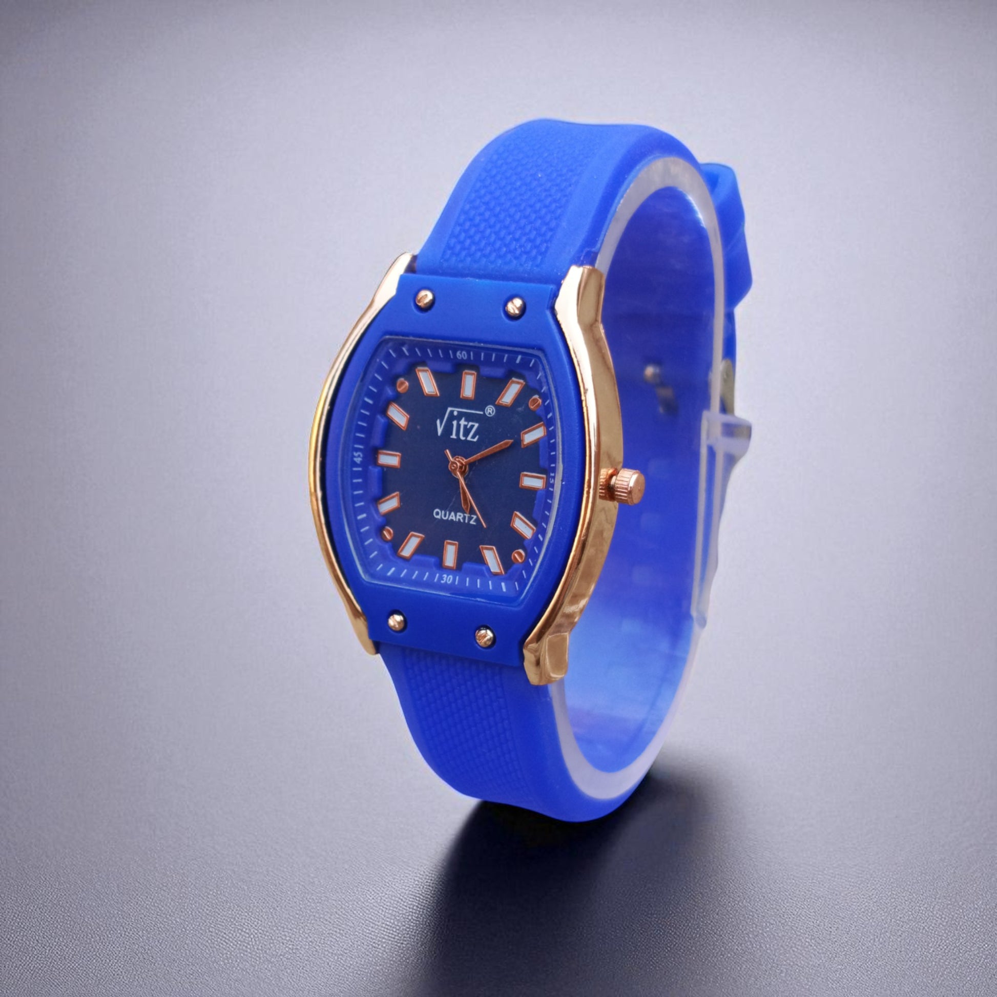Blue Sporty Quartz Watch – Stylish Rubber Strap