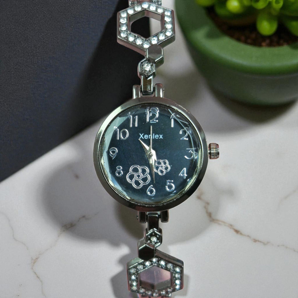 Black Crystal Bracelet Watch for Women Elegant Round Dial for girls
