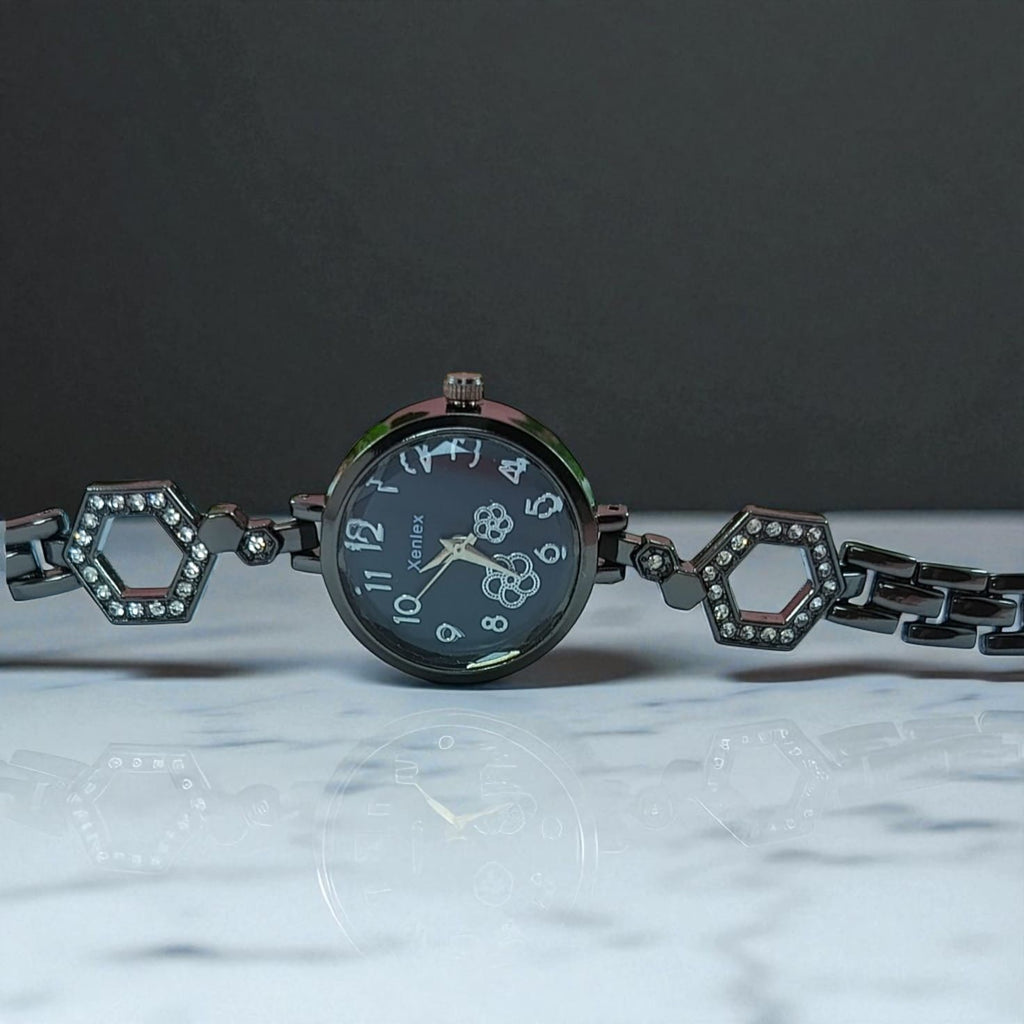 Black Crystal Bracelet Watch for Women Elegant Round Dial for girls
