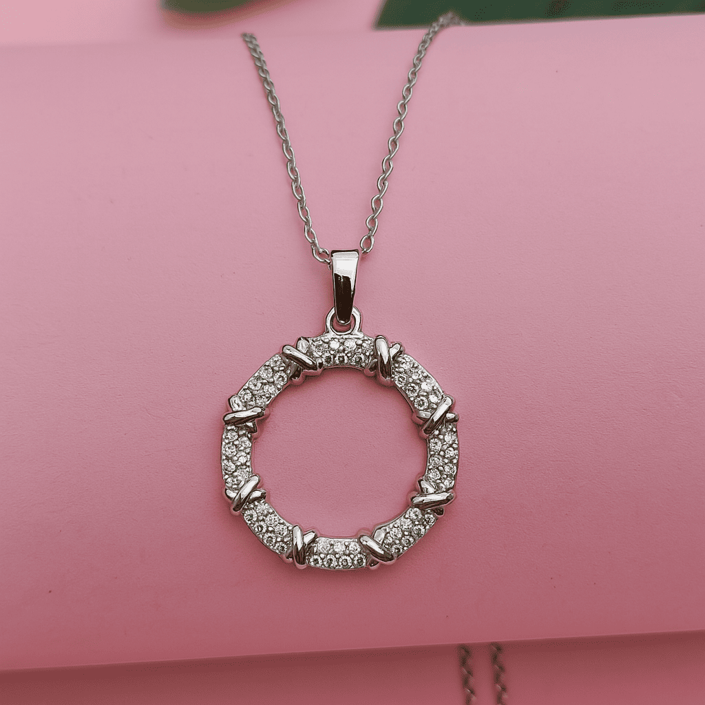 Elegant Silver Circle Pendant Necklace Classic Round Statement Jewelry