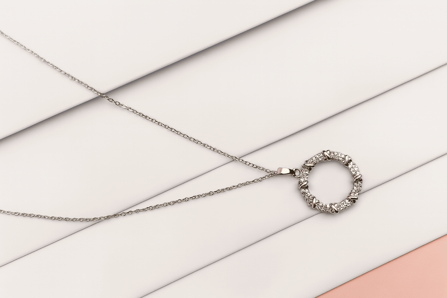 Elegant Silver Circle Pendant Necklace Classic Round Statement Jewelry