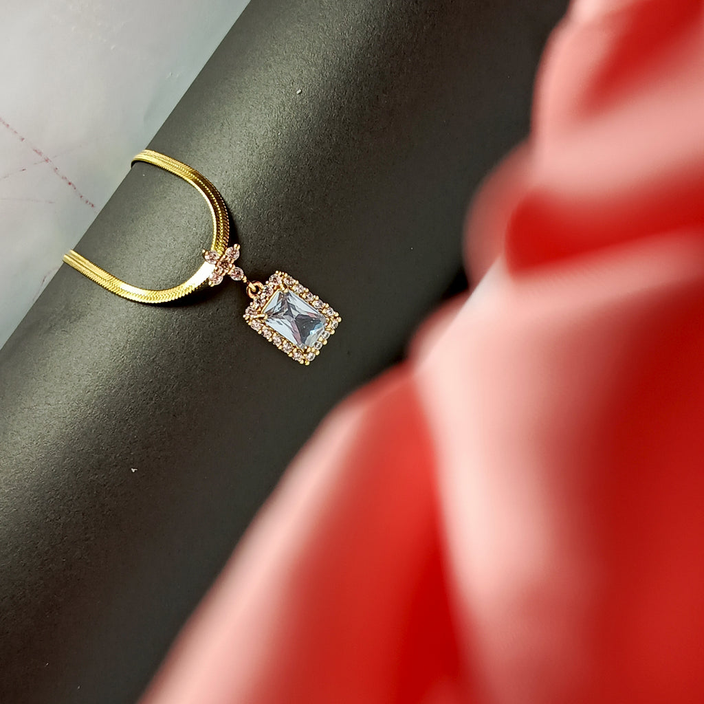 Elegant Gold-Plated Necklace with Crystal Pendant