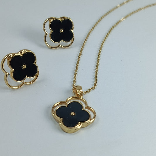 Black Clover Jewelry Set – Elegant