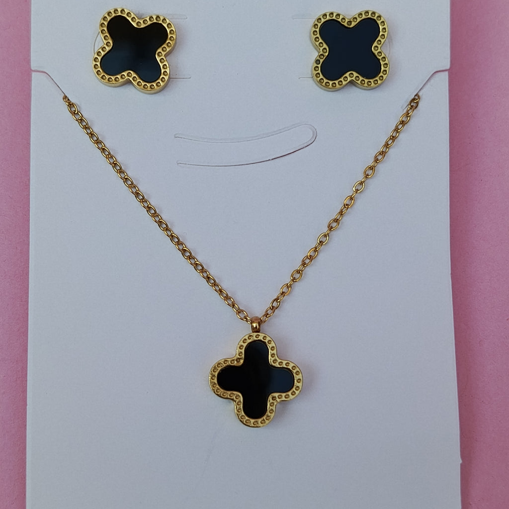 Elegant Black Clover Pendant & Earring Set