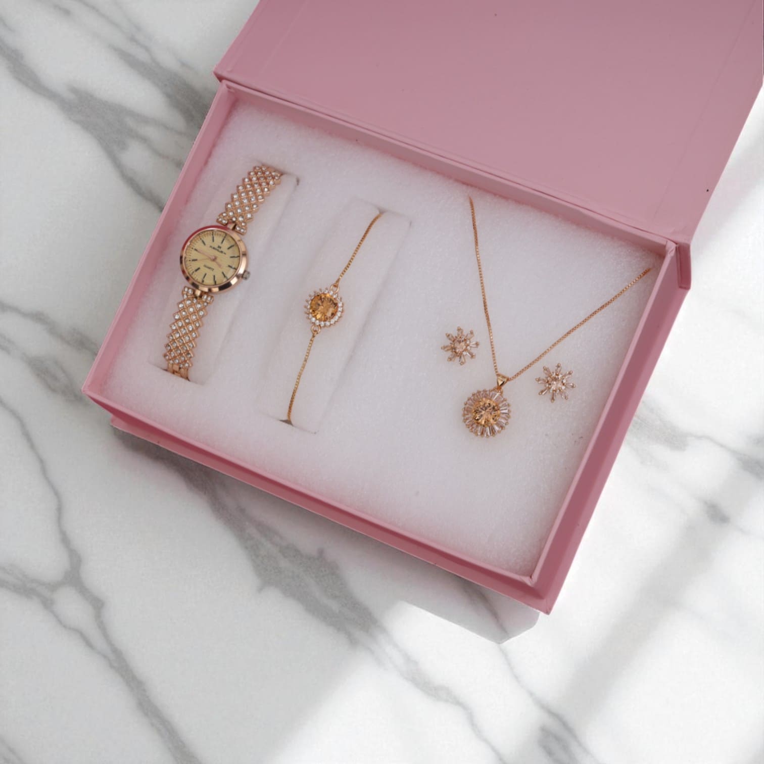 Luxury Gold Plated Women's Watch & Jewelry Gift Set Bracelet, Necklace & Earrings by Amariz Jewelry.