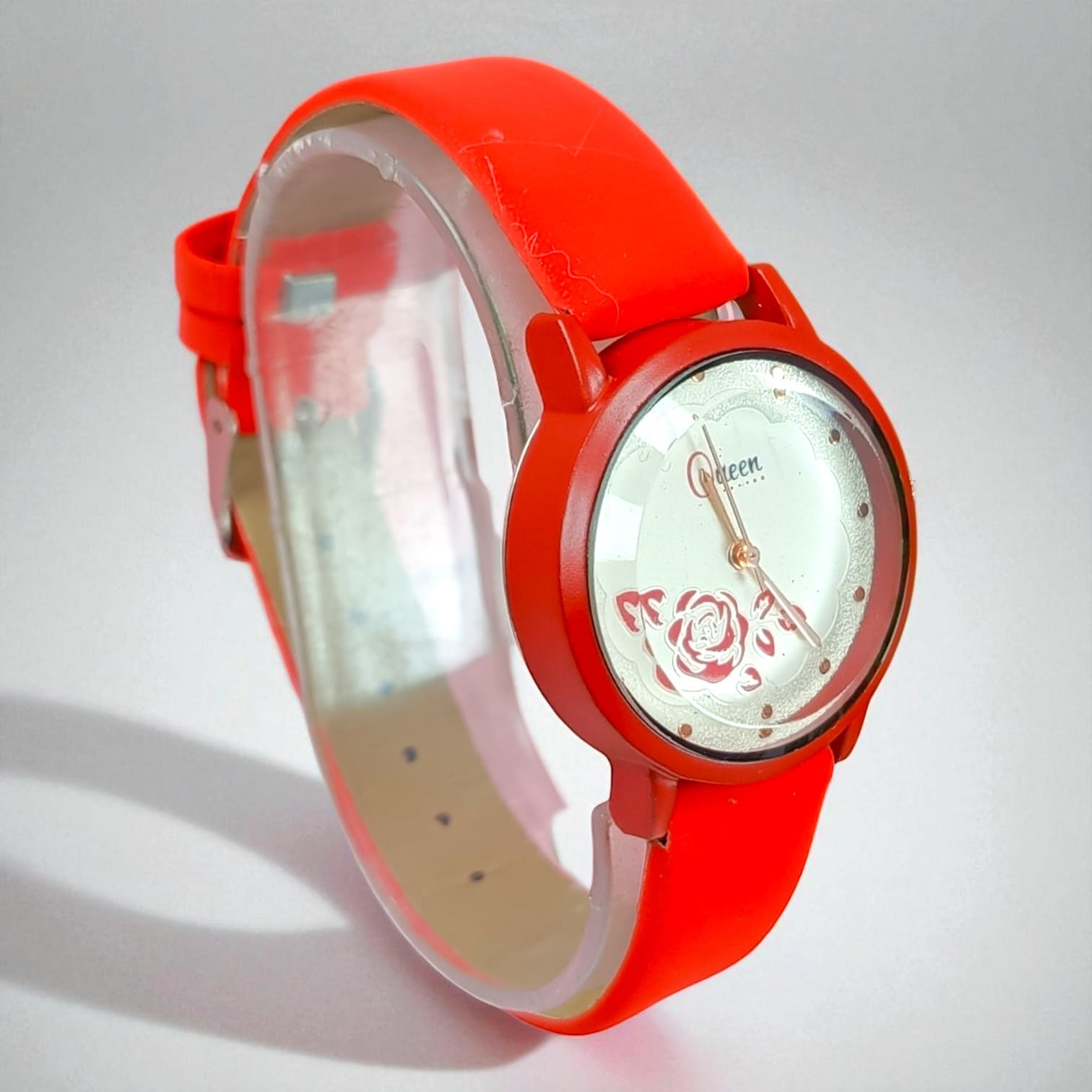 Red Floral Dial Watch for Girls – Elegant Rose Design with Soft Rubber Strap