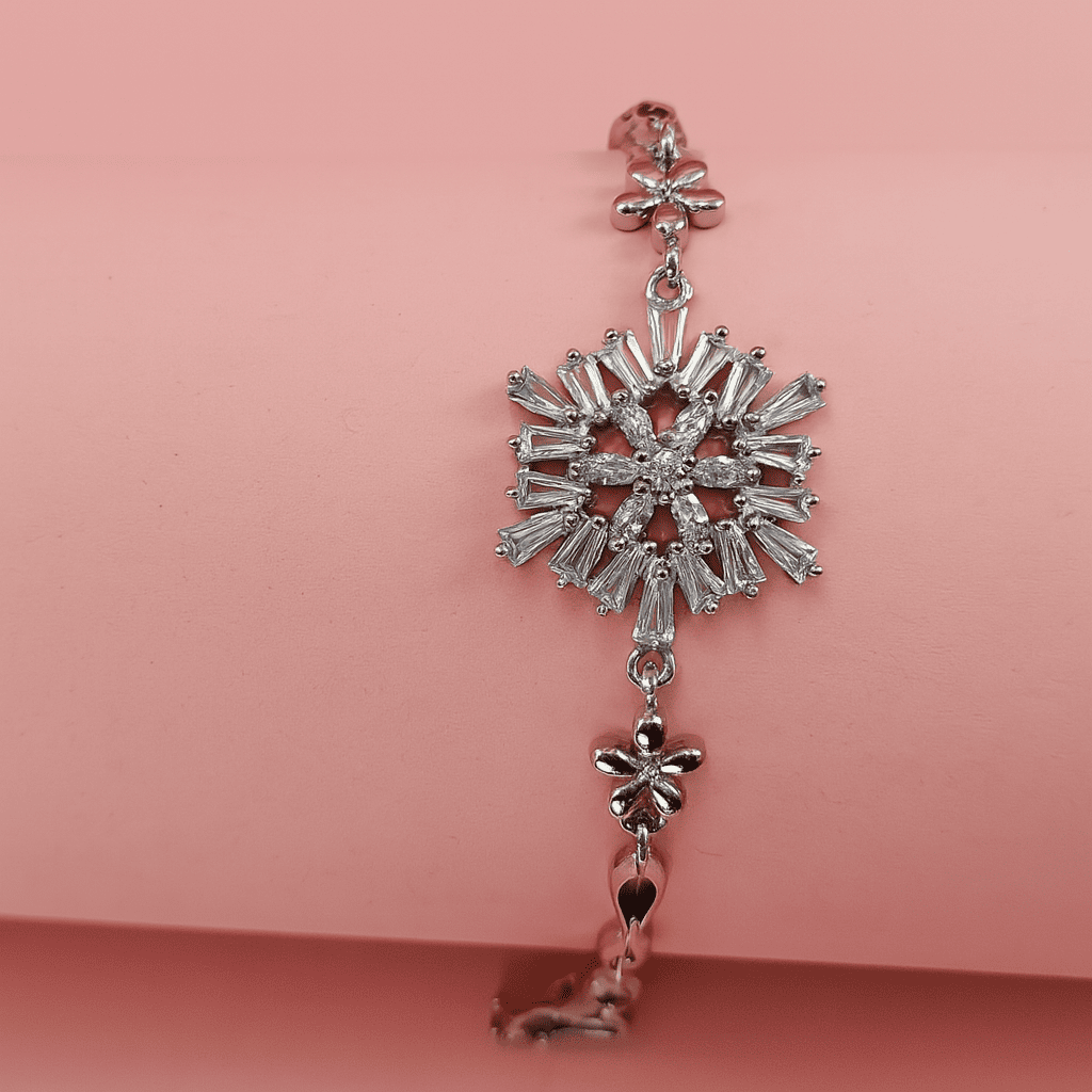 Silver Snowflake Zircon Bracelet Elegant Floral Crystal Design