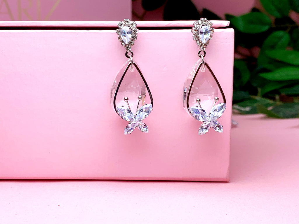 Elegant Silver Crystal Jewelry Set with Watch